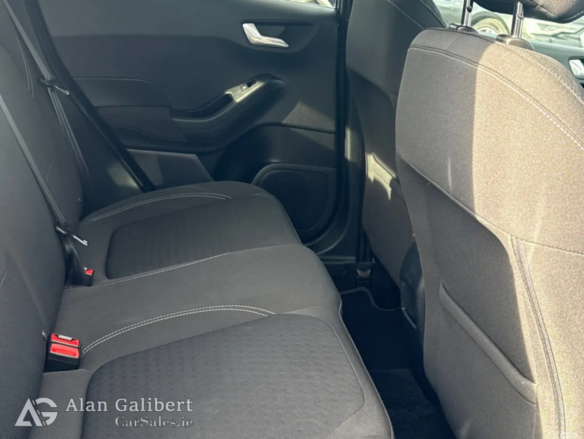 Ford Fiesta Hatchback, Petrol, 2020, Blue