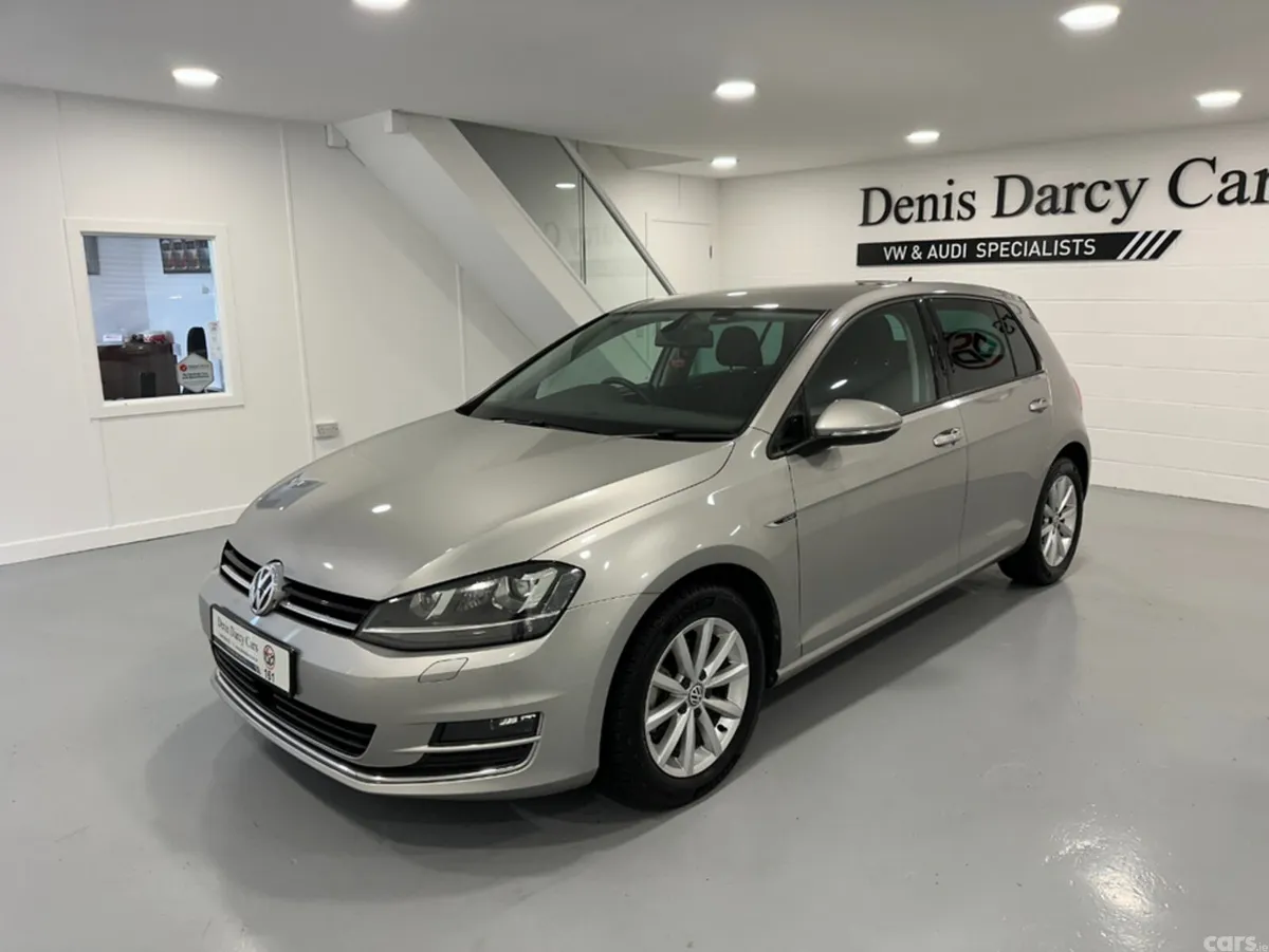 Volkswagen Golf Hatchback, Petrol, 2016, Silver