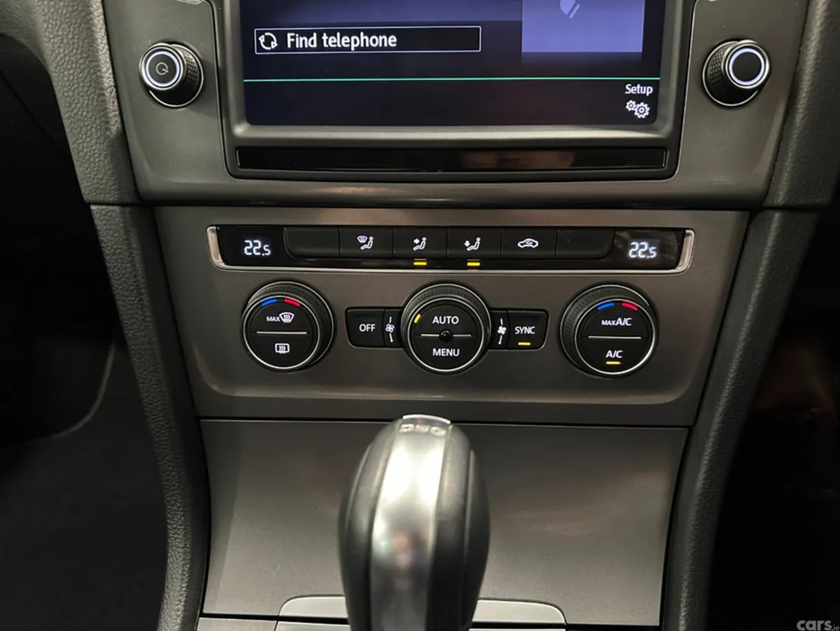 Volkswagen Golf Hatchback, Petrol, 2016, Silver