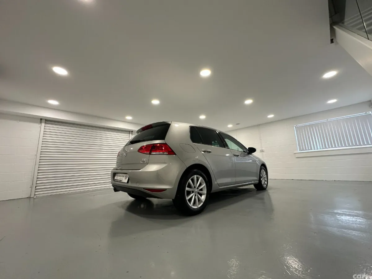 Volkswagen Golf Hatchback, Petrol, 2016, Silver