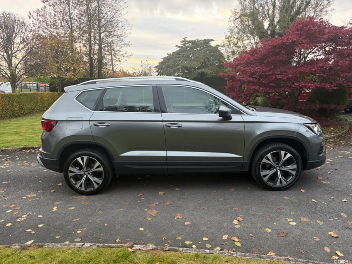 SEAT Ateca Hatchback, Petrol, 2023, Grey