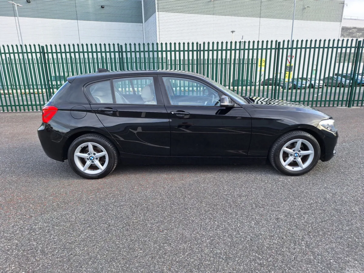 BMW 1-Series Estate, Diesel, 2019, Black