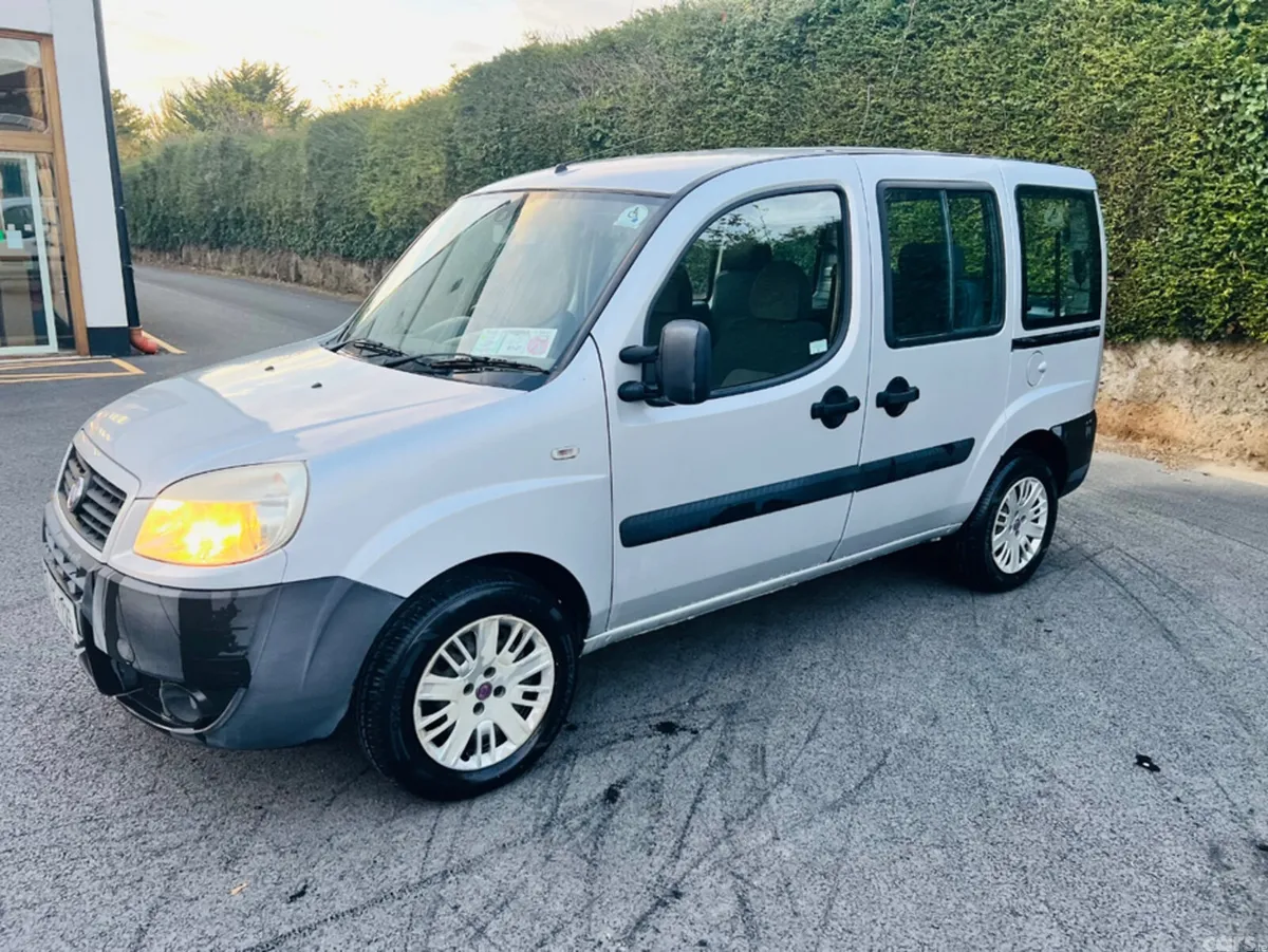 Fiat Doblo MPV, Petrol, 2009, Silver