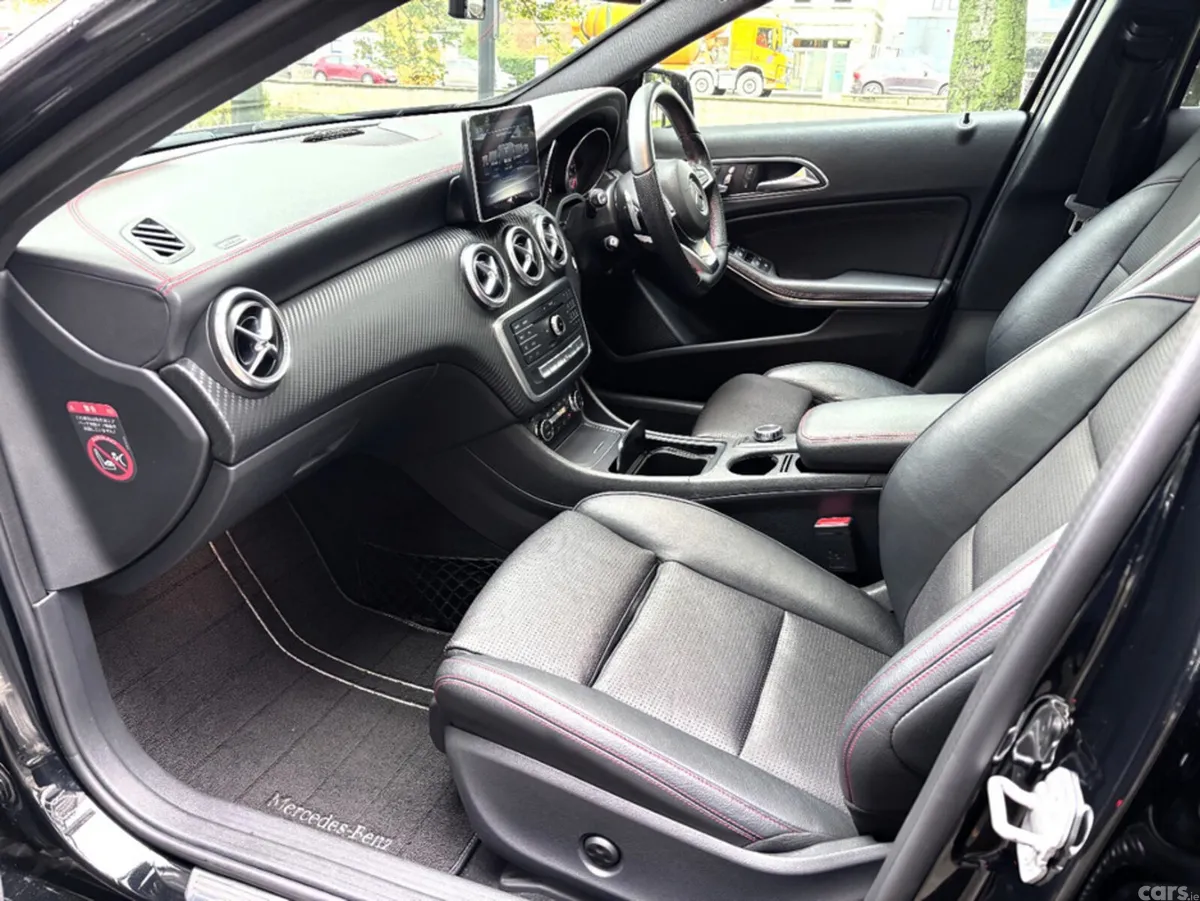 Mercedes-Benz A-Class Hatchback, Petrol, 2016, Black