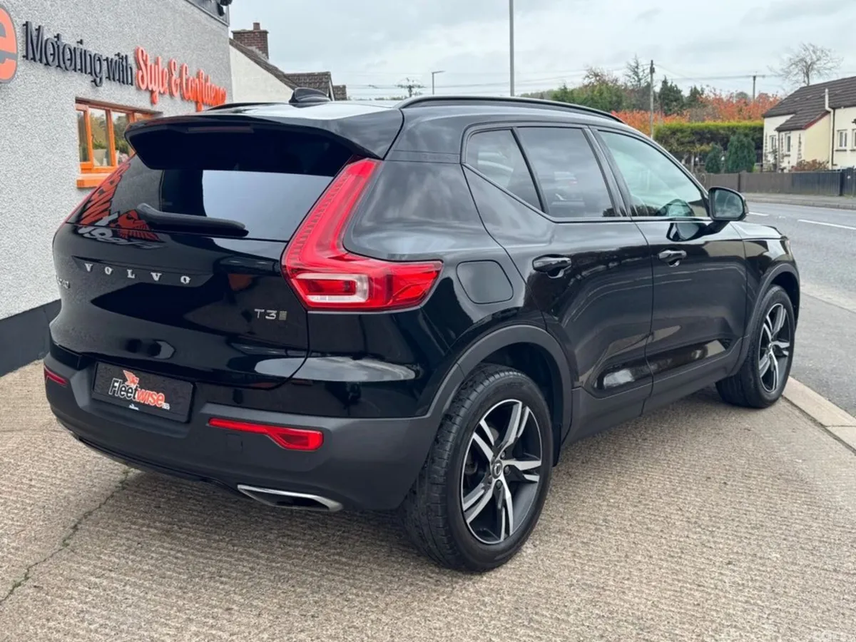 Volvo XC40 SUV, Petrol, 2020, Black
