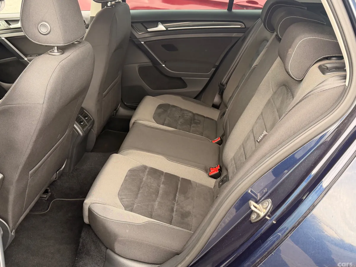Volkswagen Golf Hatchback, Petrol, 2015, Blue
