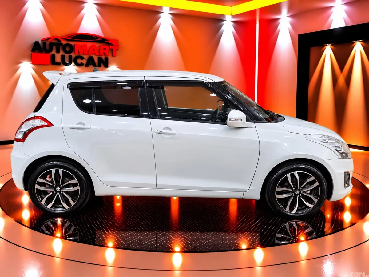 Suzuki Swift Hatchback, Petrol, 2016, White
