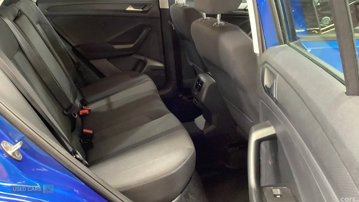 Volkswagen T-Roc SUV, Diesel, 2023, Blue