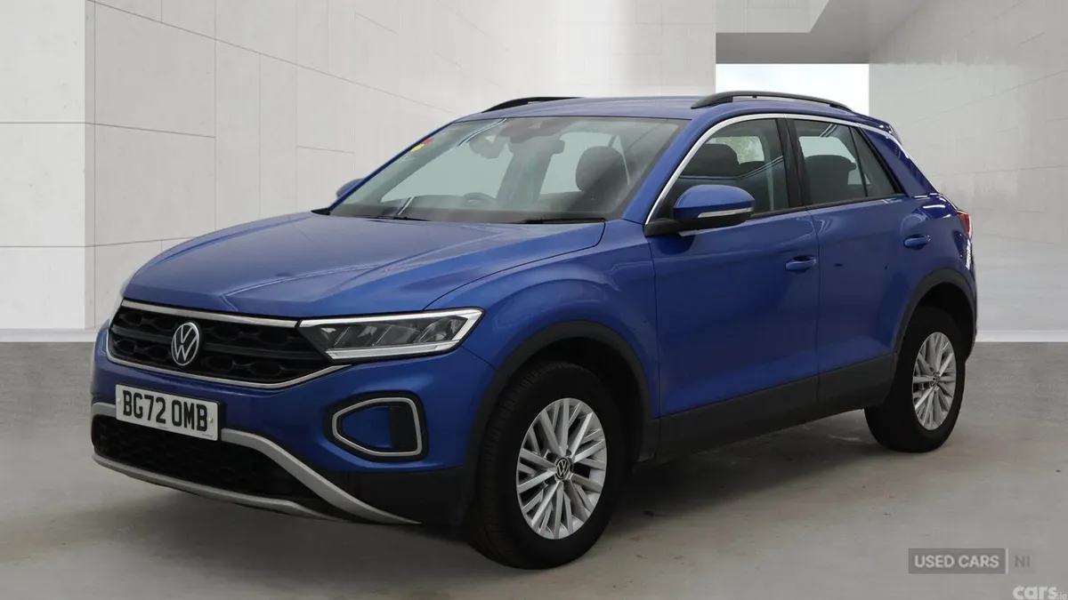 Volkswagen T-Roc SUV, Diesel, 2023, Blue