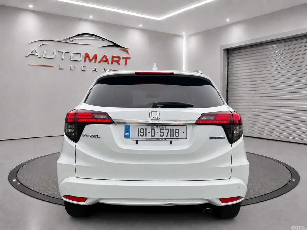 Honda Vezel Estate, Petrol Hybrid, 2019, White