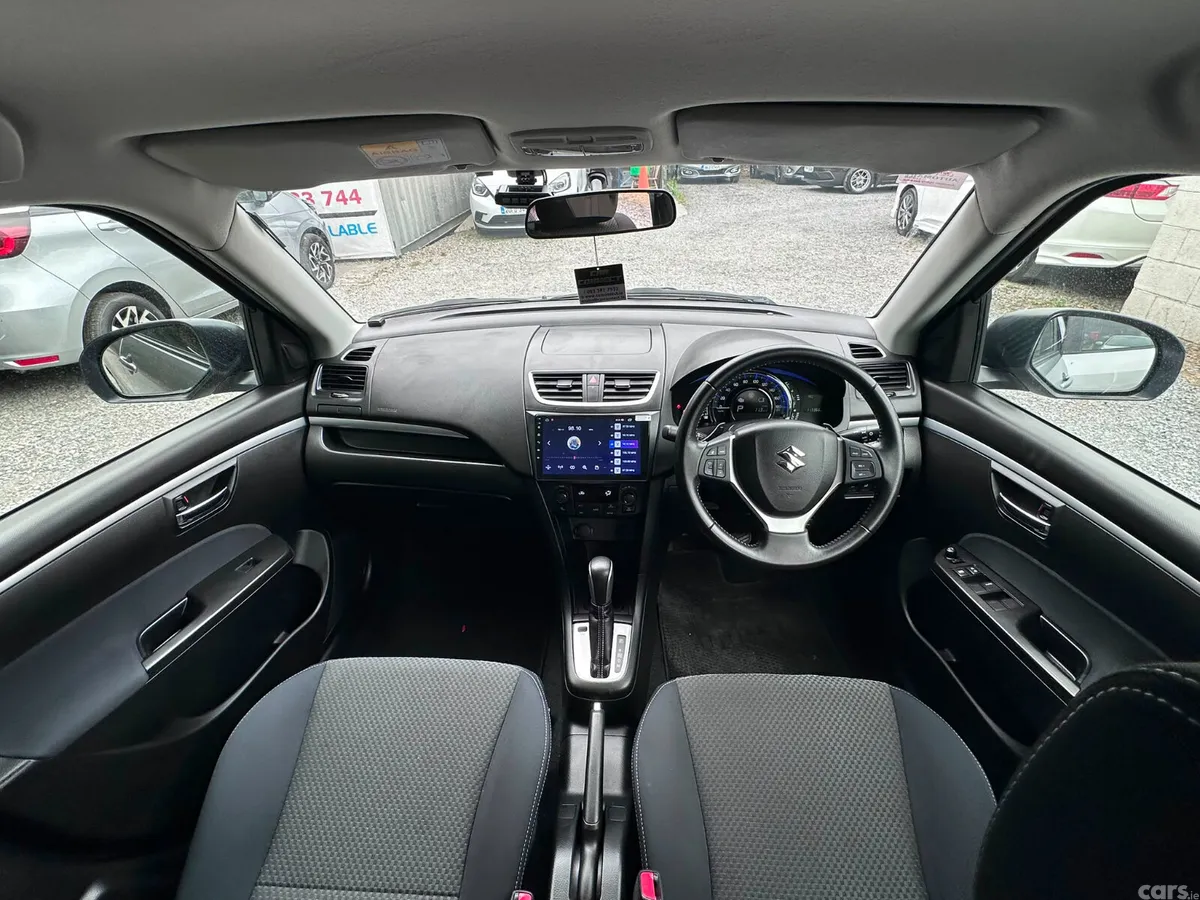Suzuki Swift Hatchback, Petrol, 2015, Grey