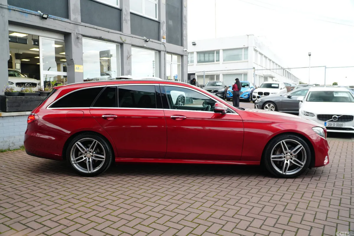 Mercedes-Benz E-Class Estate, Diesel, 2017, Red