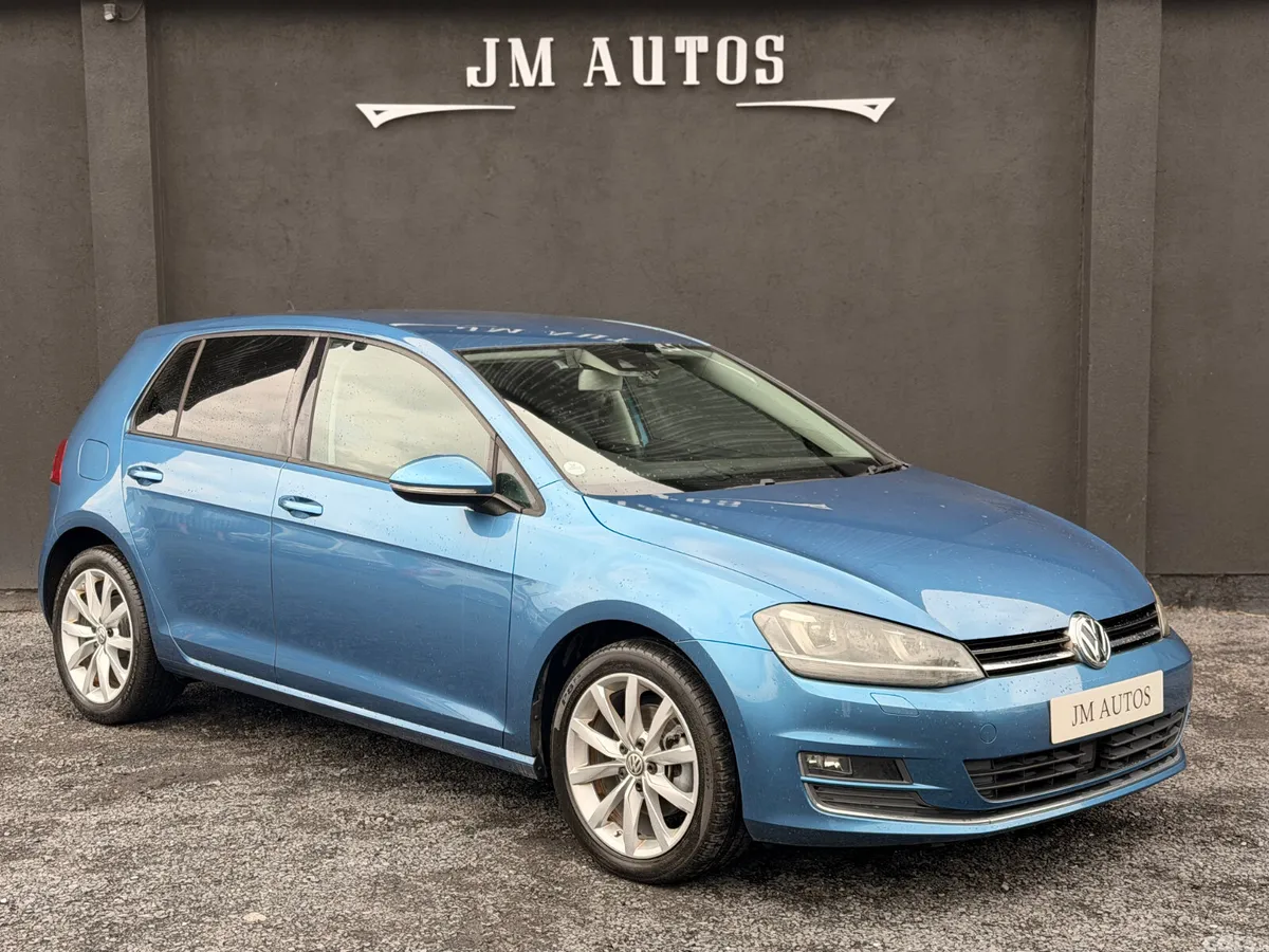 Volkswagen Golf Hatchback, Petrol, 2015, Blue