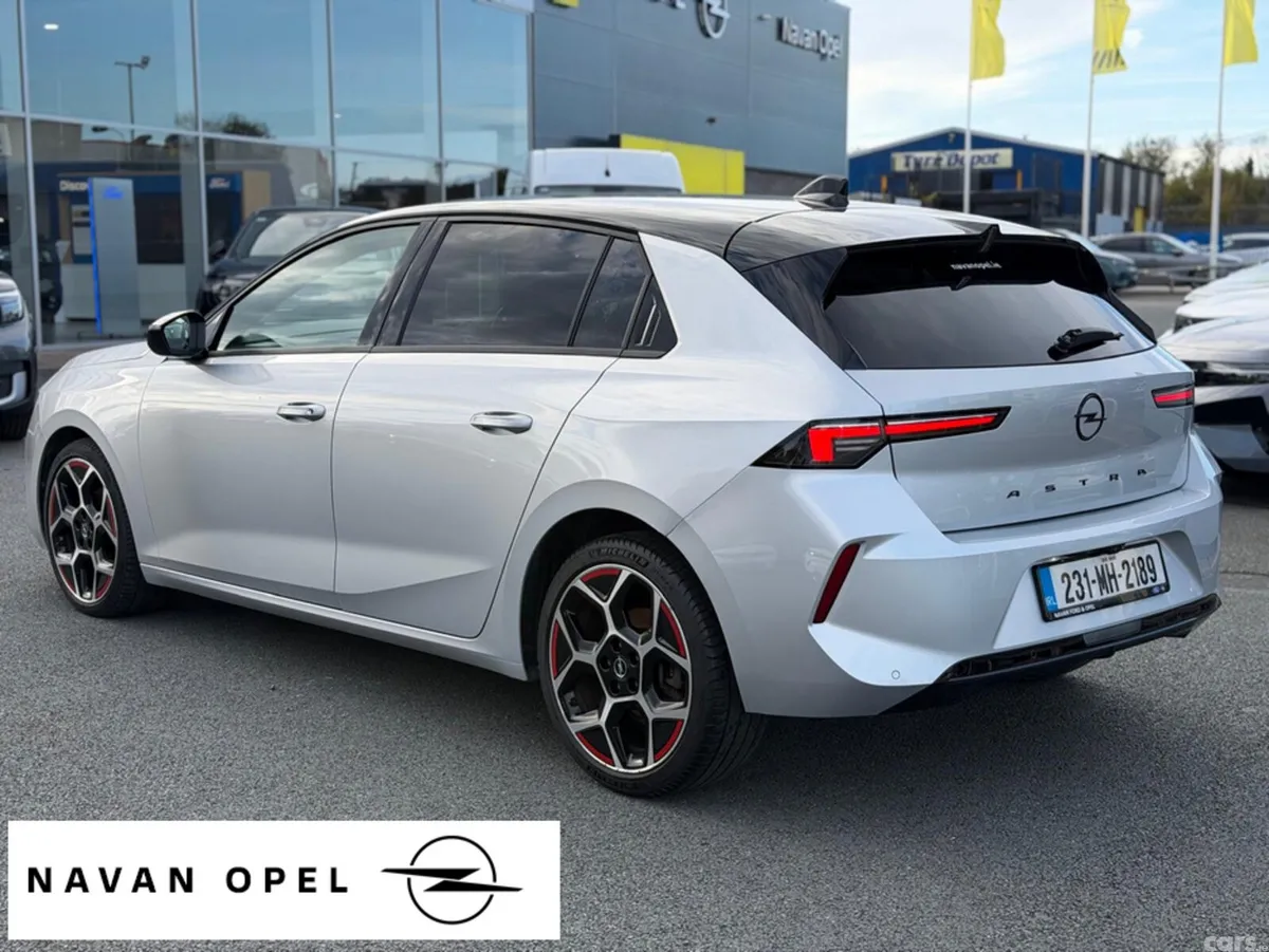 Opel Astra Hatchback, Petrol, 2023, Grey