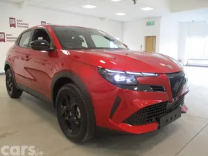 Alfa Romeo Junior SUV, Petrol Hybrid, 2027, Red