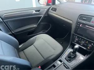 Volkswagen Golf Hatchback, Diesel, 2020, Red