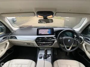 BMW 5-Series Saloon, Diesel, 2021, Grey