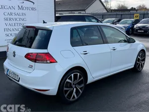 Volkswagen Golf Hatchback, Petrol, 2016, White
