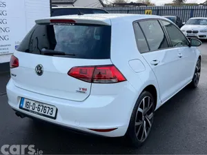 Volkswagen Golf Hatchback, Petrol, 2016, White