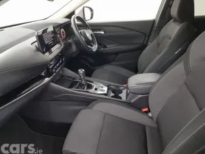 Nissan Qashqai MPV, Petrol, 2022, Grey