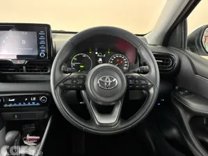 Toyota Yaris Hatchback, Petrol Hybrid, 2023, White