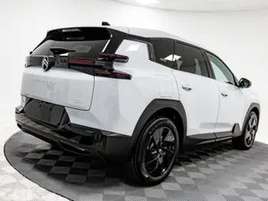 Citroen C5 Aircross SUV, Petrol Hybrid, 2027, White
