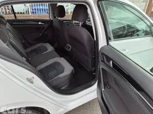 Volkswagen Golf Hatchback, Petrol, 2016, White