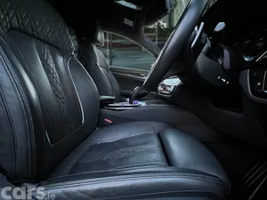 BMW 5-Series Saloon, Petrol Plug-in Hybrid, 2021, White