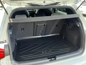 Volkswagen Golf Hatchback, Diesel, 2023, White