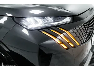 Peugeot 5008 SUV, Petrol Hybrid, 2027, Grey