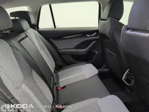 Skoda Octavia Saloon, Diesel, 2027, Grey