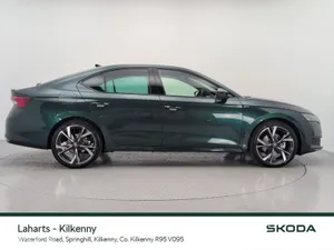 Skoda Octavia Saloon, Diesel, 2027, Green