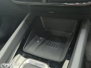 Skoda Octavia Saloon, Diesel, 2027, Green