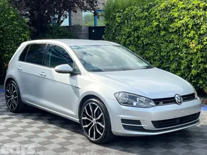 Volkswagen Golf Hatchback, Petrol, 2015, Silver