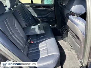 BMW 5-Series Saloon, Petrol Plug-in Hybrid, 2018, Black