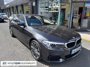 BMW 5-Series Saloon, Petrol Plug-in Hybrid, 2018, Black