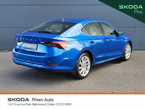 Skoda Octavia Saloon, Petrol, 2022, Blue