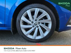 Skoda Octavia Saloon, Petrol, 2022, Blue