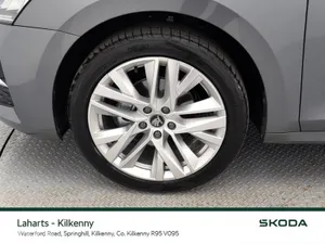 Skoda Octavia Saloon, Diesel, 2027, Grey