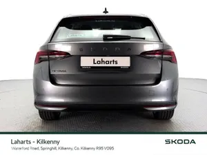 Skoda Octavia Saloon, Diesel, 2027, Grey
