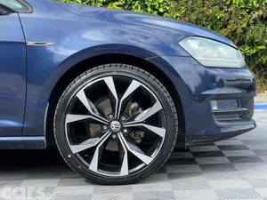 Volkswagen Golf Hatchback, Petrol, 2015, Blue