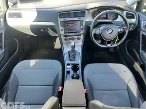 Volkswagen Golf Hatchback, Petrol, 2015, Silver