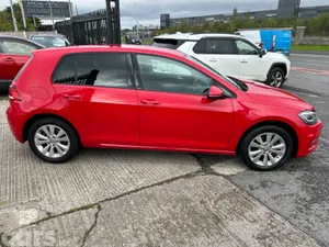 Volkswagen Golf Hatchback, Petrol, 2017, Red