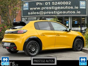 Peugeot 208 Hatchback, Petrol, 2020, Yellow