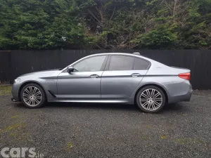 BMW 5-Series Saloon, Petrol Plug-in Hybrid, 2018, Blue