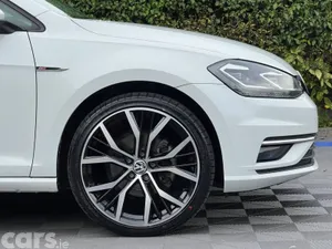 Volkswagen Golf Hatchback, Petrol, 2018, White