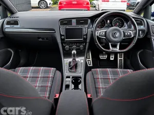 Volkswagen Golf , Petrol, 2015, Blue