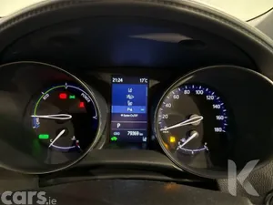 Toyota C-HR SUV, Petrol Hybrid, 2021, White