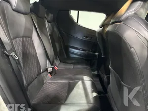 Toyota C-HR SUV, Petrol Hybrid, 2021, White