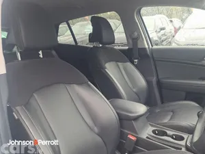 Kia Sportage SUV, Diesel Hybrid, 2026, White
